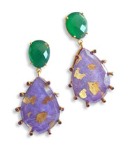 Charger l'image dans la visionneuse de la galerie, .925er Sterlingsilber mit 18K Vergoldung
Natursteine: Grüner Onyx, Mojave-Lila + Kristall-Doublet, kleine Mystic Topas-Steine
Länge: 6 cm