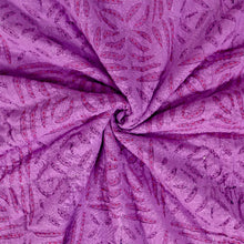 Load image into Gallery viewer, Applique Violet Quilt