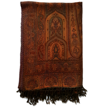 Load image into Gallery viewer, Paisley Temples Throw Blanket