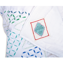 Load image into Gallery viewer, Applique II Quilt