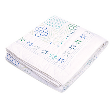 Load image into Gallery viewer, Applique II Quilt