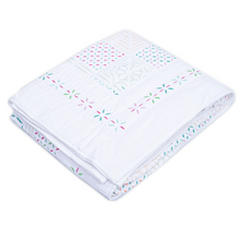 Load image into Gallery viewer, Applique III Quilt