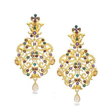 Load image into Gallery viewer, JHIJA Gold Earrings

