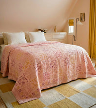 Charger l'image dans la visionneuse de la galerie, Couverture rose de Kutch
