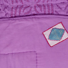 Load image into Gallery viewer, Applique Violet Quilt
