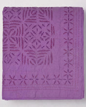 Charger l'image dans la visionneuse de la galerie, Applique de courtepointe violette
