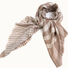 Load image into Gallery viewer, Reversible Checks Cashmere Scarf
