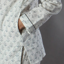 Load image into Gallery viewer, Aster Flower Pyjama
